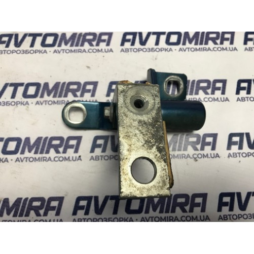 Петля дверки передньої лівої верхня Ford Mondeo 4 2007-2014 6M21U22805AE